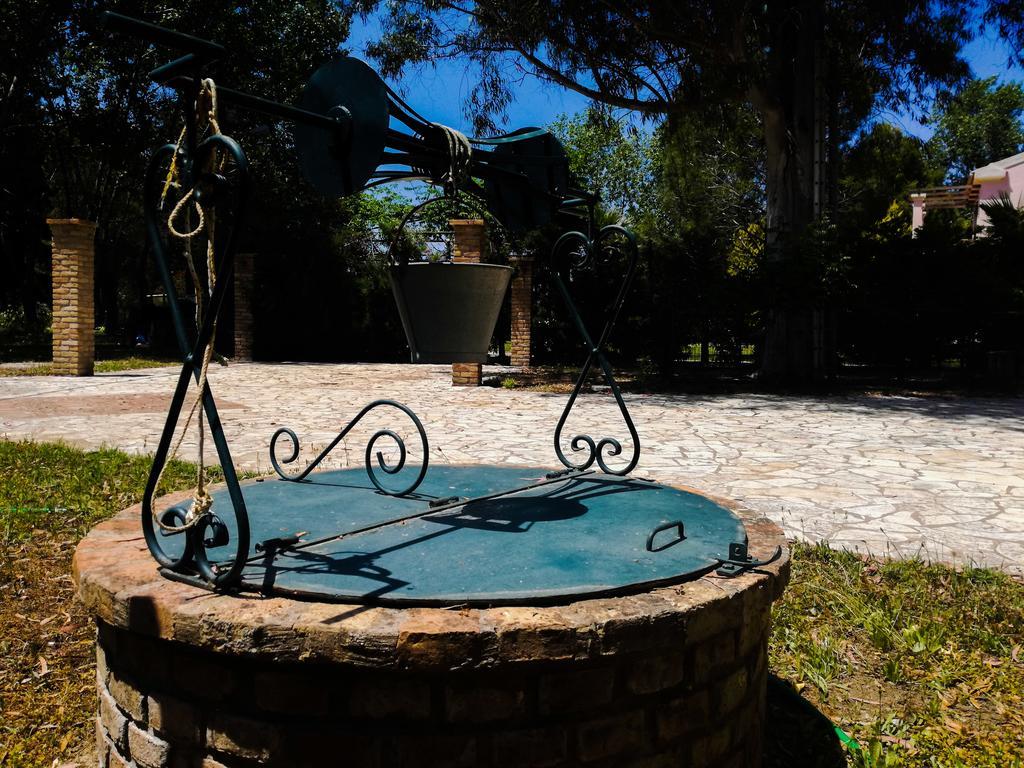 לפקימי Antonia Beachfront Villa מראה חיצוני תמונה