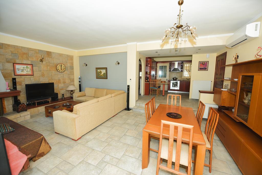 לפקימי Antonia Beachfront Villa מראה חיצוני תמונה