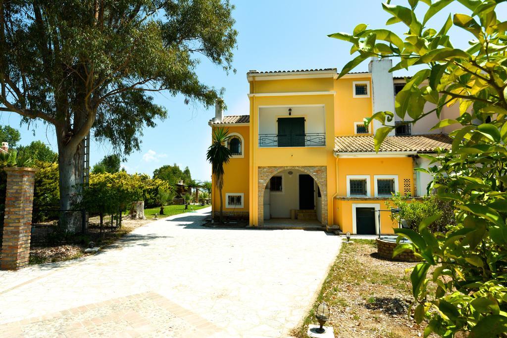 לפקימי Antonia Beachfront Villa מראה חיצוני תמונה