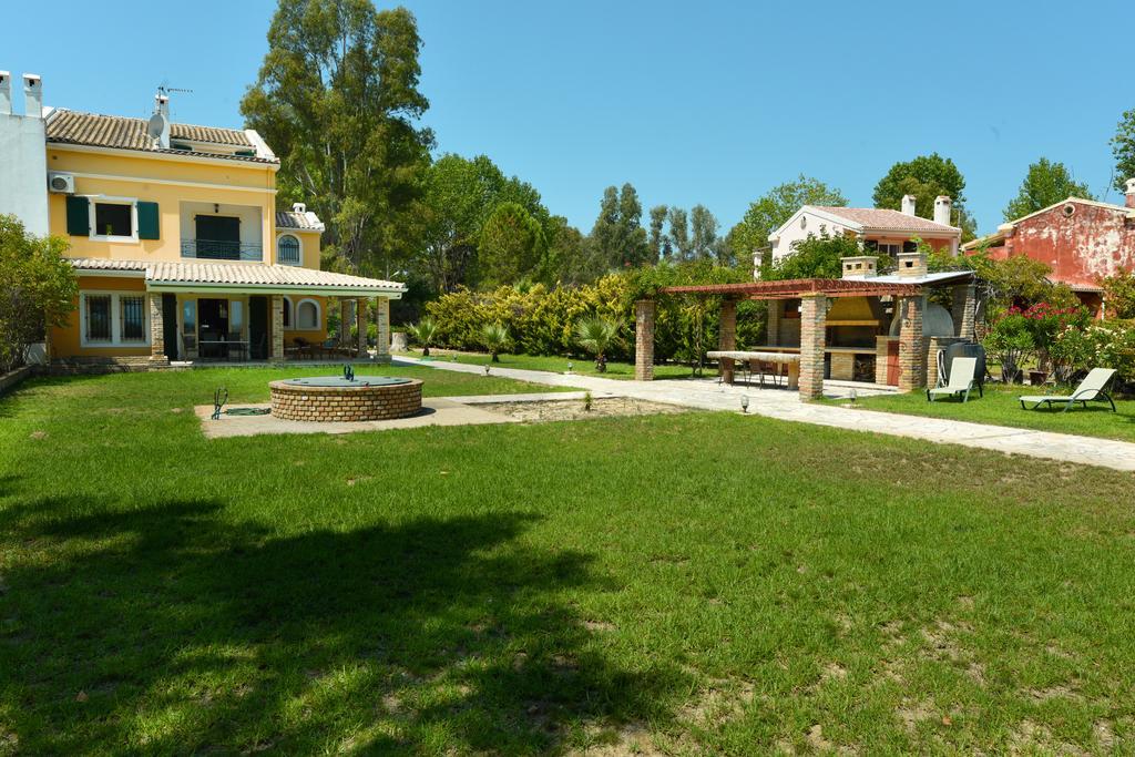 לפקימי Antonia Beachfront Villa מראה חיצוני תמונה